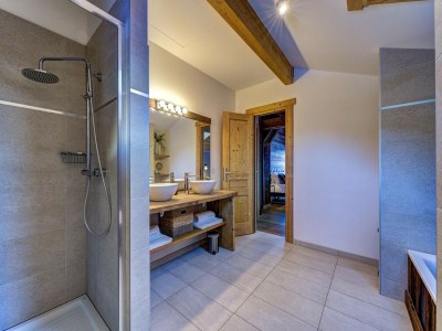 Chalet Central Chamonix Chalet with Sauna - Features photo 22