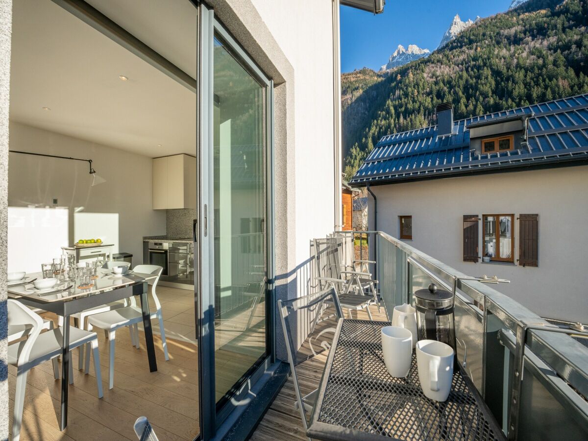 Apartment Stylish 4-Bed Alpine Escape, Chamonix - Outdoor photo 4