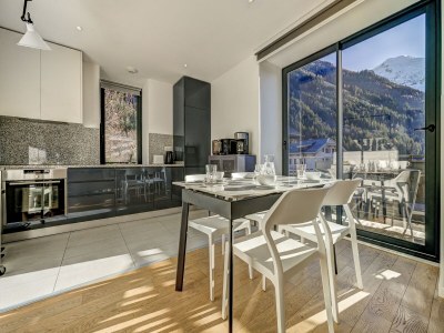 Apartment Stylish 4-Bed Alpine Escape, Chamonix - Features photo 14