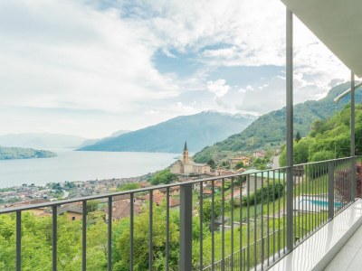 Villa No title in VERCANA (CO) - Villa