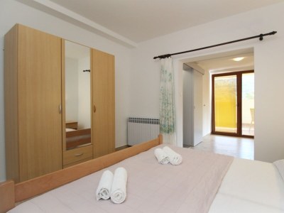 Apartment One bedroom apartment with terrace Jurandvor, Krk A-24141-b - Outdoor photo 16