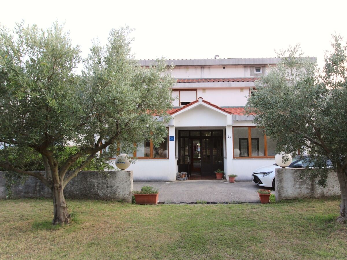 Apartment Two bedroom apartment with terrace Jurandvor, Krk A-24141-c - Outdoor photo 2