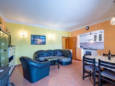 Apartment Three bedroom apartment near beach Kneža, Korčula A-10168-c - Outdoor photo 5