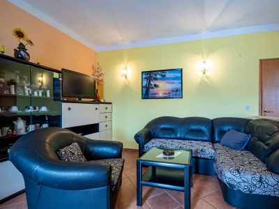 Apartment Three bedroom apartment near beach Kneža, Korčula A-10168-c - Outdoor photo 6