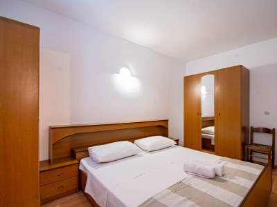 Apartment Three bedroom apartment near beach Kneža, Korčula A-10168-c - Outdoor photo 18