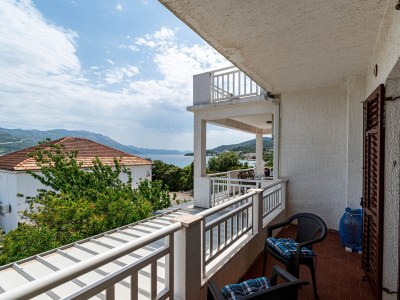 Apartment Three bedroom apartment near beach Kneža, Korčula A-10168-c - Outdoor photo 37