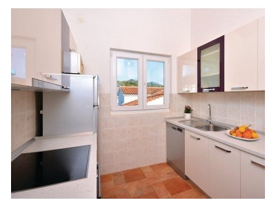 Apartment Three bedroom apartment with terrace and sea view Hvar A-24988-a - Outdoor photo 9