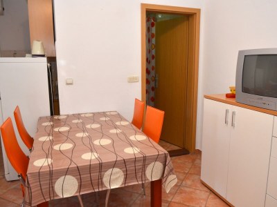 Apartment Two bedroom apartment with air-conditioning Gradac, Makarska A-13681-d - Outdoor photo 10