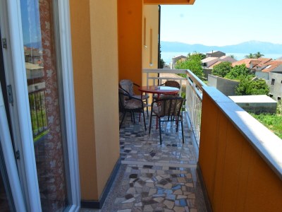 Apartment One bedroom apartment with balcony and sea view Gradac, Makarska A-13681-e - Outdoor photo 16