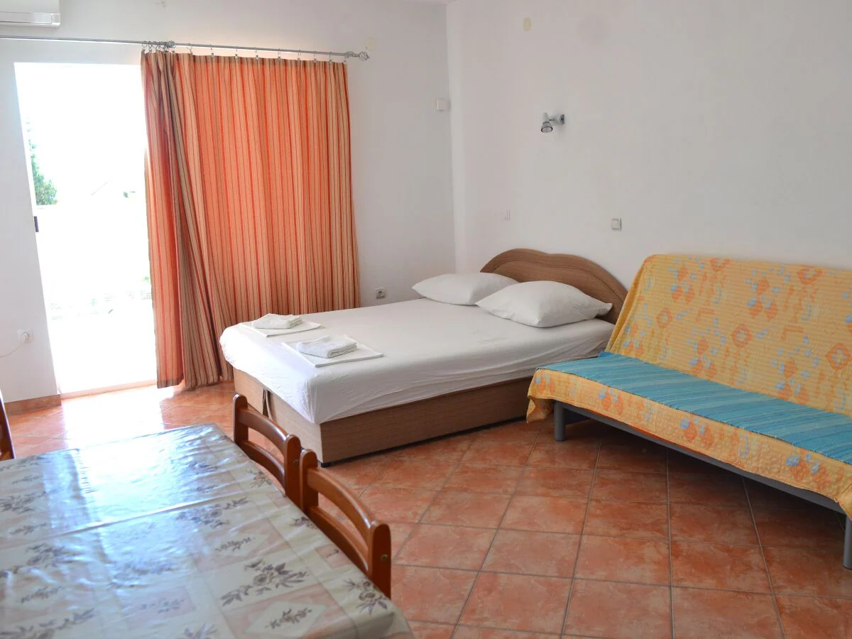 Apartment Studio flat with balcony and sea view Gradac, Makarska AS-13681-a