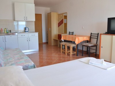 Apartment Studio flat with balcony and sea view Gradac, Makarska AS-13681-b - Outdoor photo 11