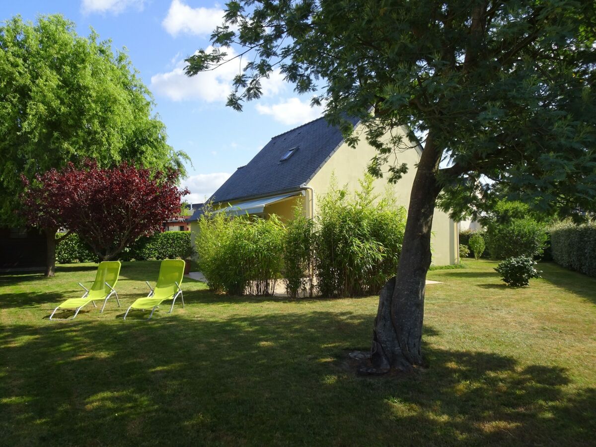 Holiday house Holiday Home in Rhuys near Plage de Rouvran - Outdoor photo 4