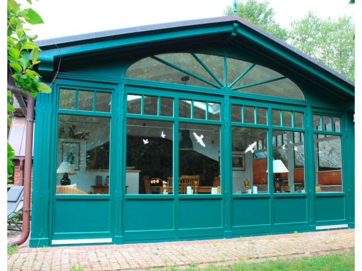 Holiday house Reetdachhaus in Burhave - Outdoor photo 2