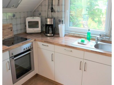 Holiday house Reetdachhaus in Burhave - Outdoor photo 4