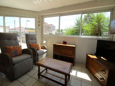 Villa House in Empuriabrava near the Beach - Features photo 11
