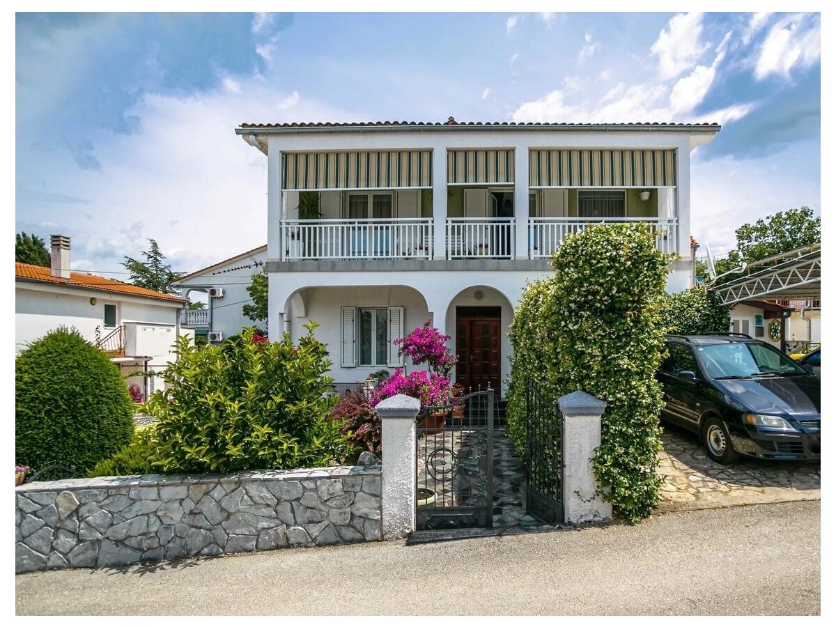 Apartment One bedroom apartment with terrace Malinska, Krk A-21689-b - Outdoor photo 3