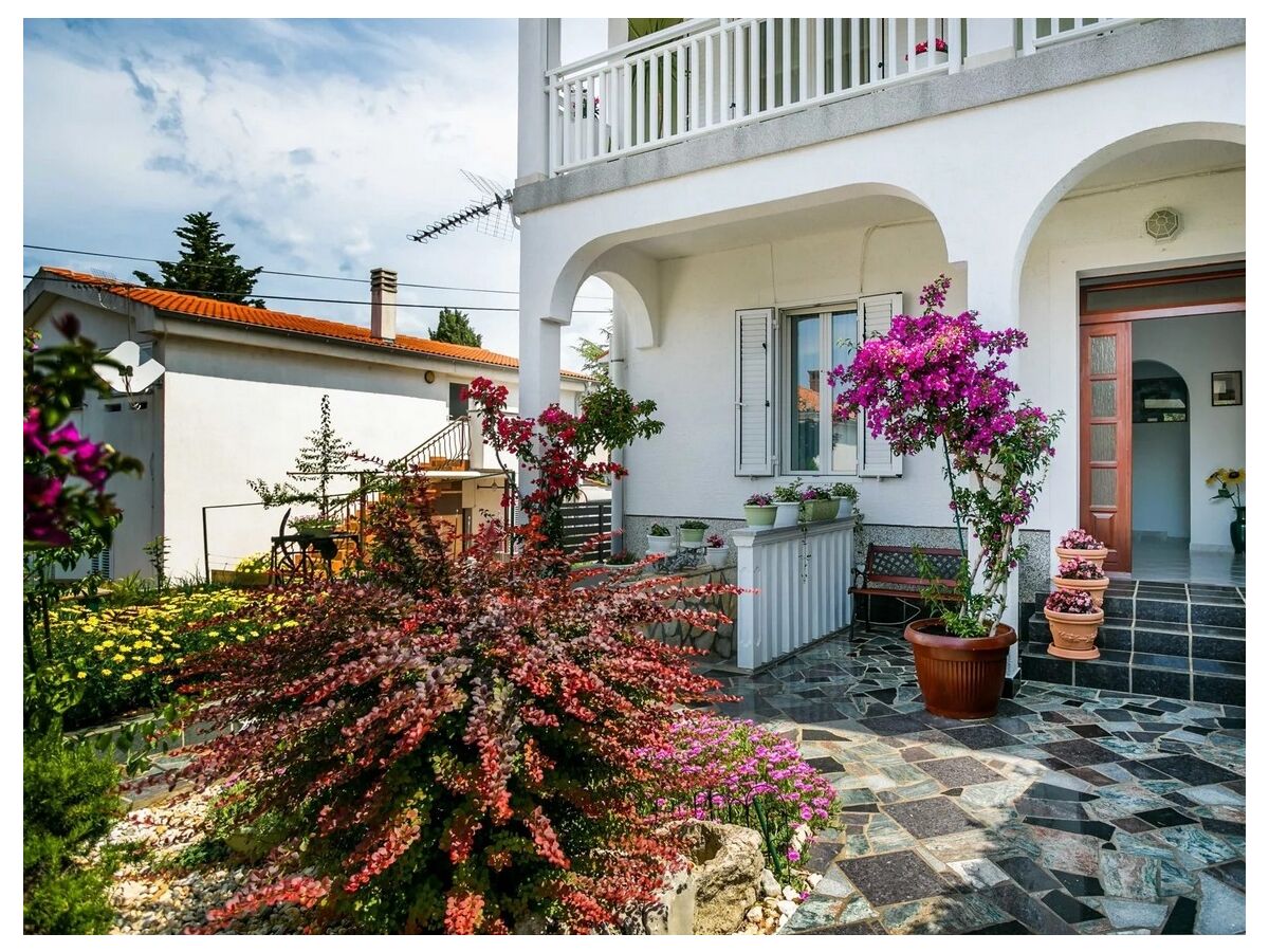 Apartment One bedroom apartment with terrace Malinska, Krk A-21689-b - Outdoor photo 4