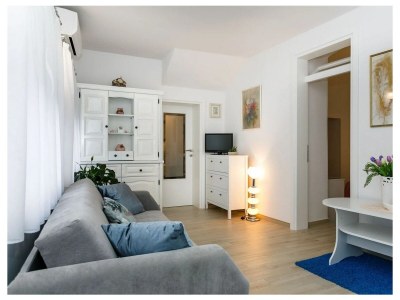 Apartment One bedroom apartment with terrace Malinska, Krk A-21689-b - Outdoor photo 11