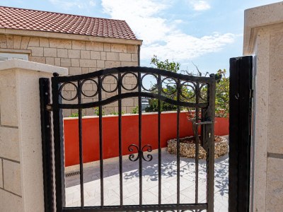 Apartment Two bedroom apartment with terrace and sea view Korčula A-10051-a - Outdoor photo 11