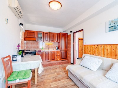 Apartment Two bedroom apartment with terrace and sea view Korčula A-10051-a - Outdoor photo 18