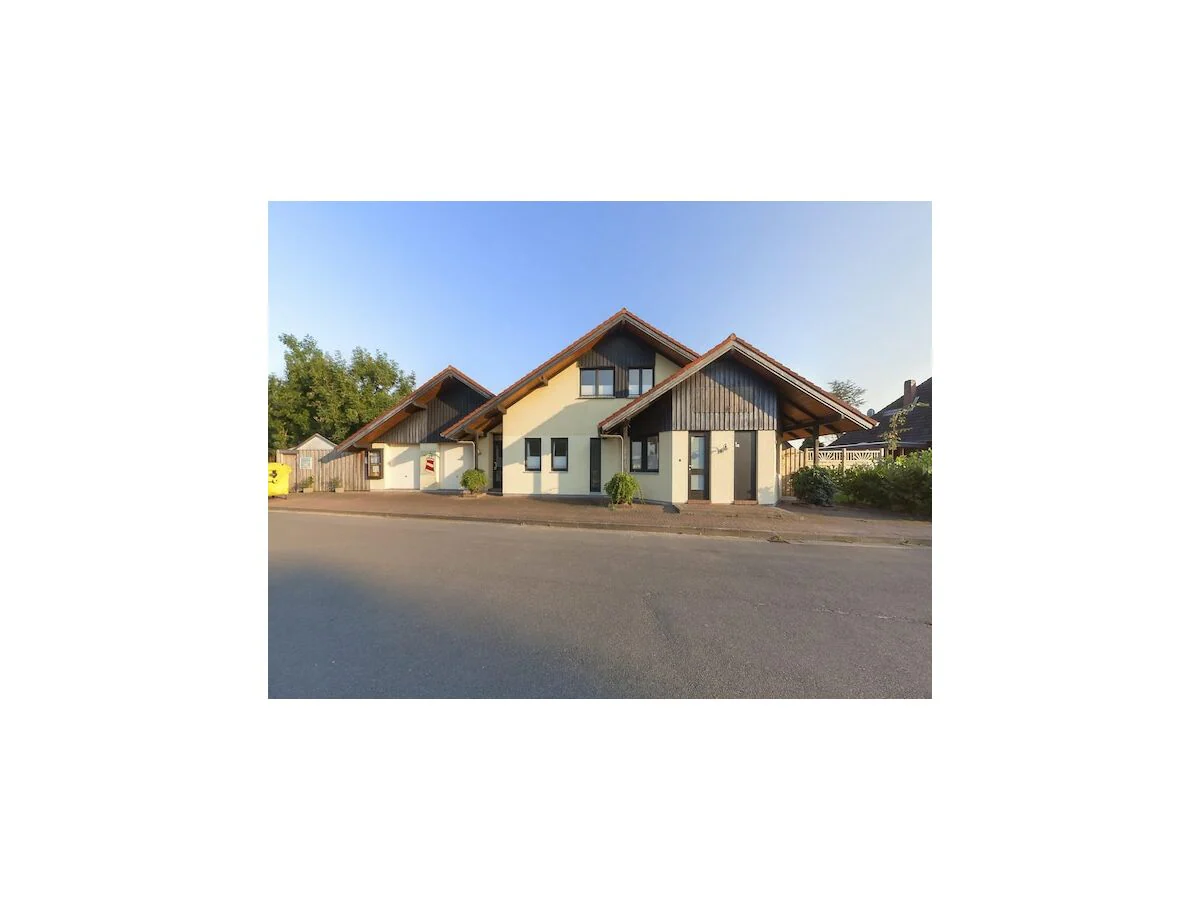 Apartment Großzügige Ferienwohnung für bis zu 9 Personen - Outdoor photo 3