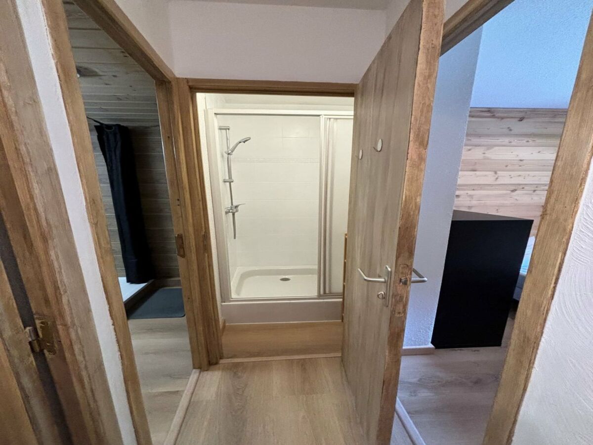 Apartment Apartment in Modane with Mountain Views - Features photo 4