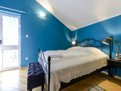 Villa Villa Piano - Four Bedroom Villa with Terrace and Swimming Pool - Features photo 8