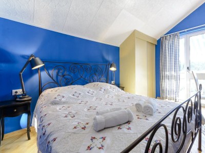 Villa Villa Piano - Four Bedroom Villa with Terrace and Swimming Pool - Features photo 15