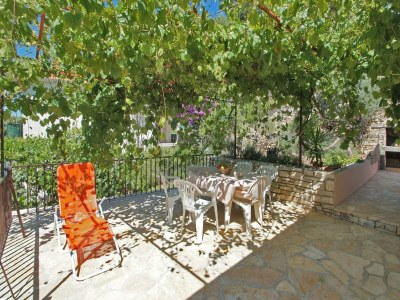 Apartment Seafront Apartment Dana - Two Bedroom Apartment with Terrace and Sea View - Outdoor photo 33