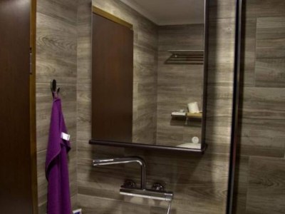 Holiday house Five Bedroom Holiday Home - Features photo 22