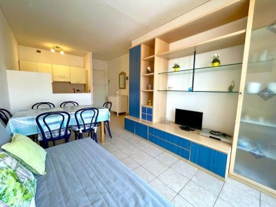Apartment Apartment in Caorle near Sea Beach & Pool - Features photo 14