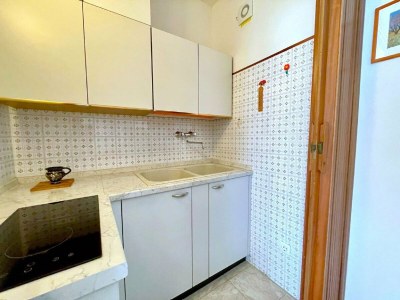 Apartment 5-Person Stay by the Beach - Features photo 14