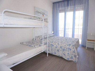 Apartment Apartment in Porto Santa Margherita by Beach - Features photo 9