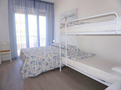 Apartment Apartment in Porto Santa Margherita by Beach - Features photo 11