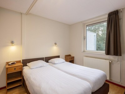 Holiday park Beautiful bungalow at the Kootwijkerzand. - Features photo 6