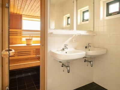 Holiday park Detached bungalow Wellness 16 - Outdoor photo 11