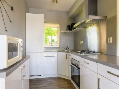 Holiday park Semi-detached bungalow Wellness 8 - Features photo 10