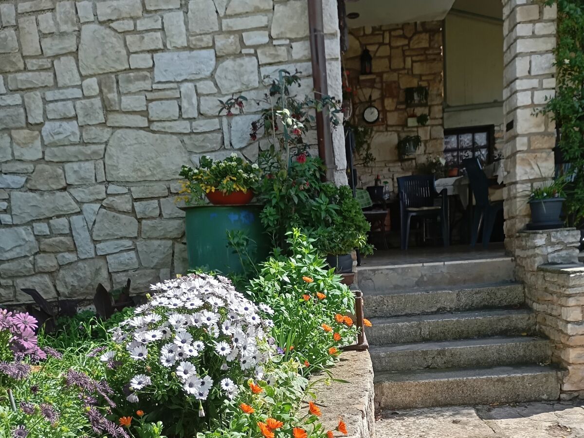 Apartment Studio flat with air-conditioning Ližnjan, Medulin AS-11152-a - Outdoor photo 3