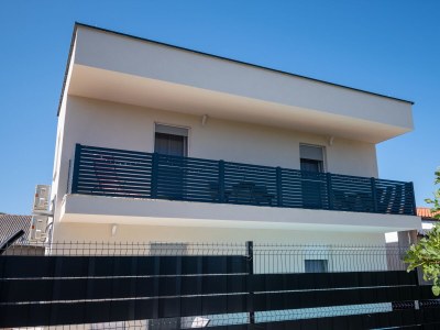 Apartment Two bedroom apartment with terrace and sea view Vir - Lozice, Vir A-24328-b - Outdoor photo 4