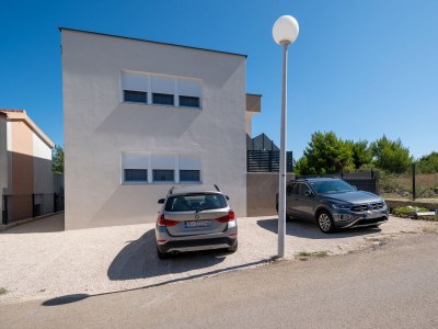 Apartment Two bedroom apartment with terrace and sea view Vir - Lozice, Vir A-24328-b - Outdoor photo 12