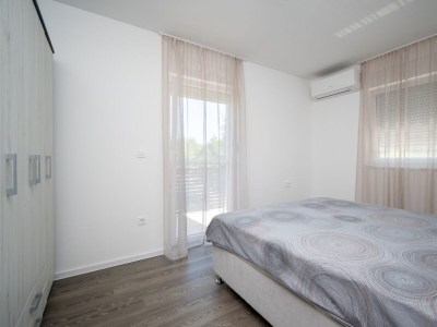 Apartment Two bedroom apartment with terrace and sea view Vir - Lozice, Vir A-24328-b - Outdoor photo 22