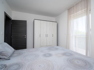 Apartment Two bedroom apartment with terrace and sea view Vir - Lozice, Vir A-24328-b - Outdoor photo 23