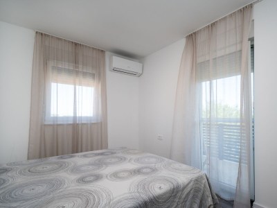 Apartment Two bedroom apartment with terrace and sea view Vir - Lozice, Vir A-24328-b - Outdoor photo 27