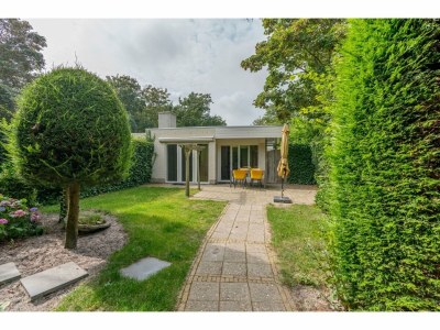 Bungalow Island Getaway w/ Spa Bath - Outdoor photo 9