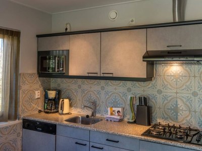 Bungalow Island Getaway w/ Spa Bath - Features photo 17