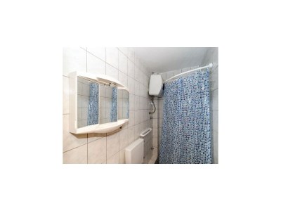 Apartment Apartments Ereš Zuronja-One-Bedroom Apartment with Sea View 3 - Features photo 15