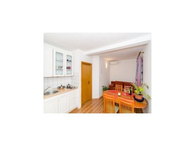 Apartment Apartments Ereš Zuronja-One-Bedroom Apartment with Sea View 3 - Features photo 19