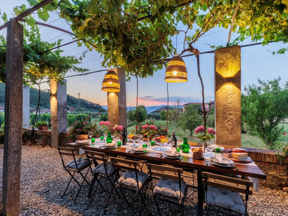 Villa Villa near Lucca with Tuscan Garden Views