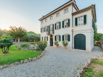 Villa Villa near Lucca with Tuscan Garden Views - Outdoor photo 55