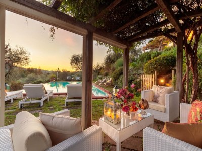 Villa Villa in Tuscany with Infinity Pool and Views - Outdoor photo 9